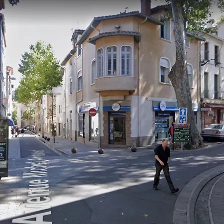 Lägenhet Le Refuge Ceretan, Grand Et Bel Mansarde En Plein Centre Céret