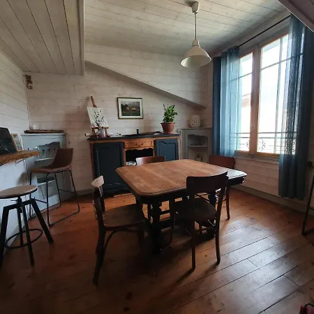 Appartamento Le Refuge Cérétan, Grand Et Bel Mansardé En Plein Centre
